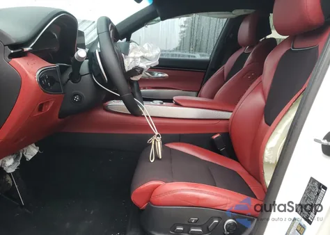 2022 Genesis Gv70 Base from USA, damaged, VIN KMUMCDTC3NU015353